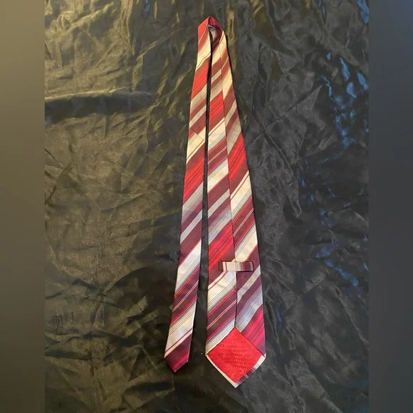 DOLCE & GABBANA Tie (Red/Striped, Silk) - Picture 2 of 4